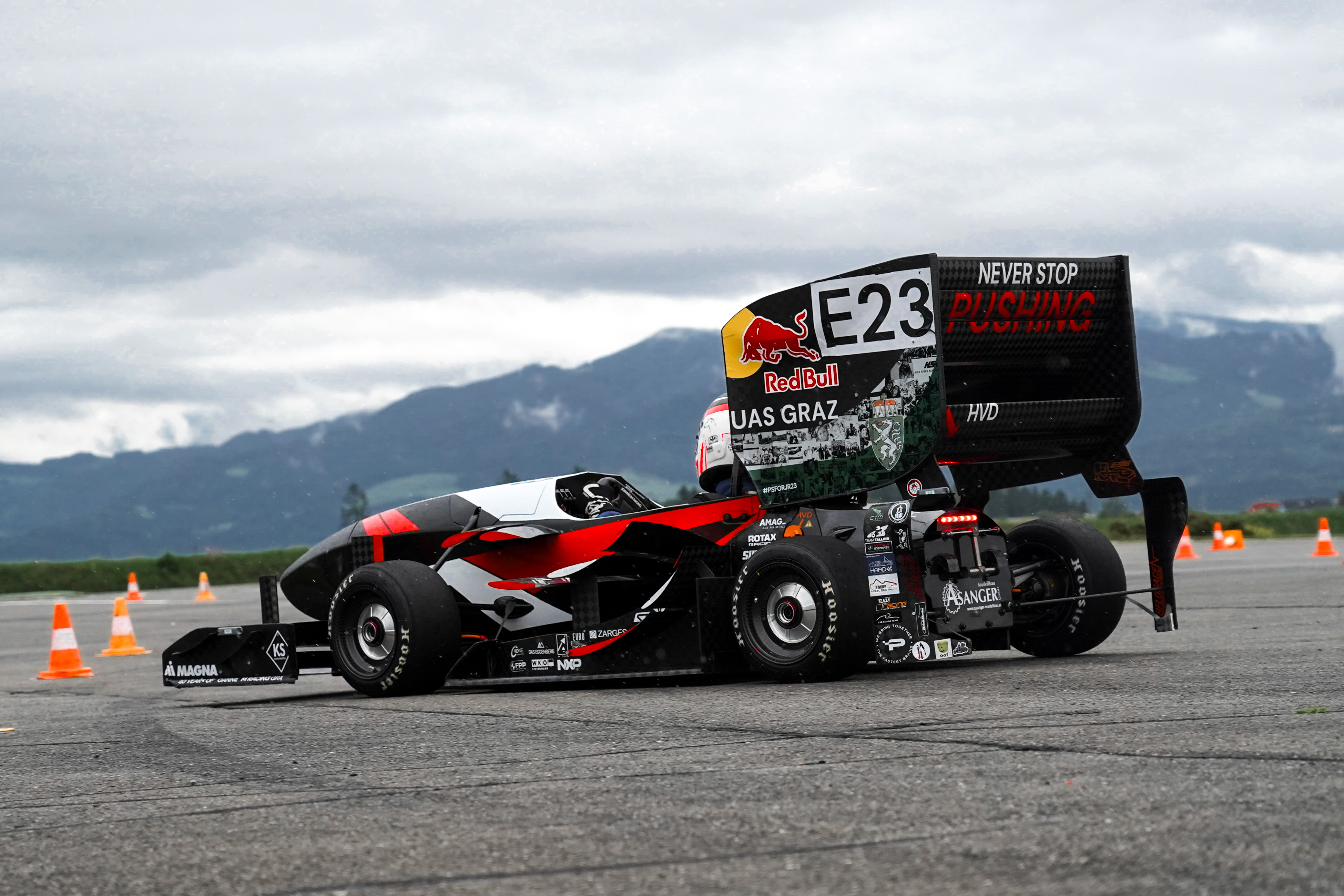 Joaneum Racing Graz Car - Slide view