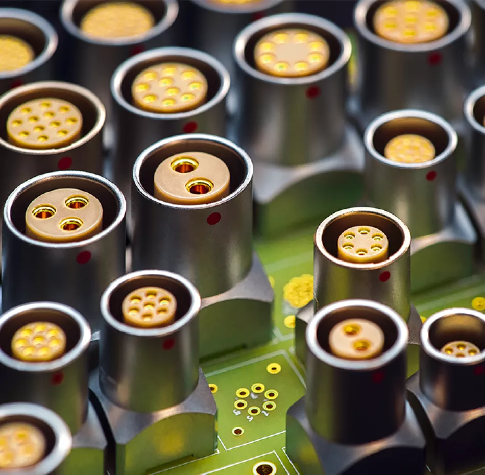 lemo anglissimo on circuit board